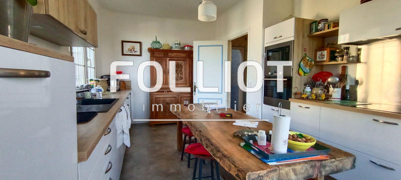 Maison - 185 m² - 6 pièces