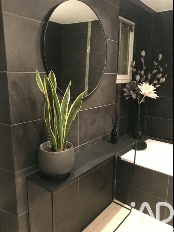 Maison de village - 180 m² - 8 pièces