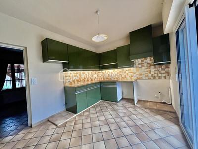 Château - 138 m² - 5 pièces