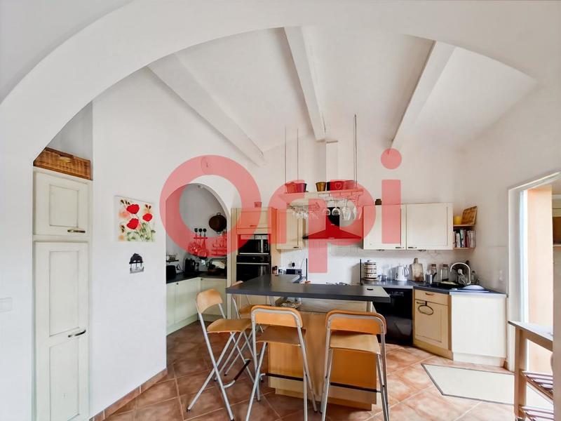 Villa - 251 m² - 7 pièces