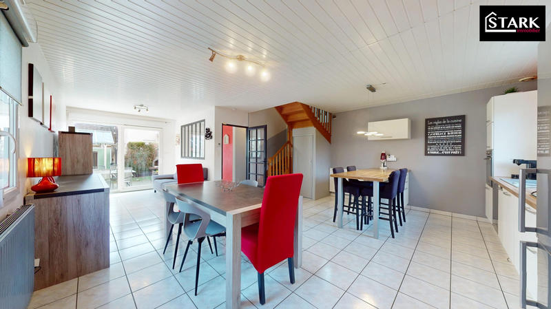 Maison - 100 m² - 5 pièces