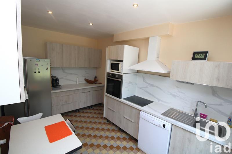 Maison - 180 m² - 10 pièces