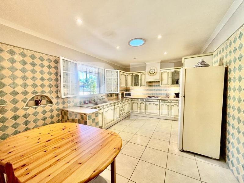 Maison traditionnelle - 116 m² - 6 pièces