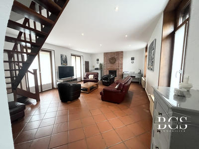 Maison - 140 m² - 8 pièces