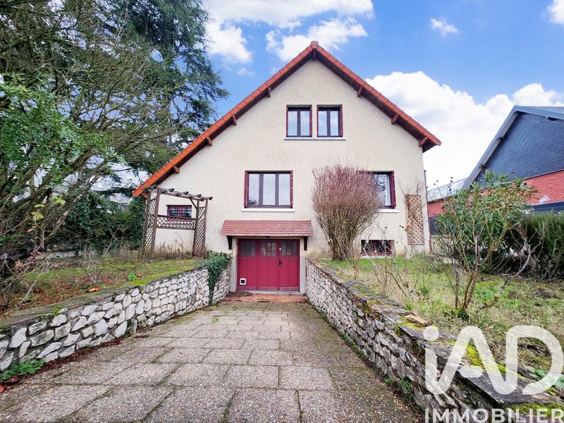 Maison - 90 m² - 4 pièces