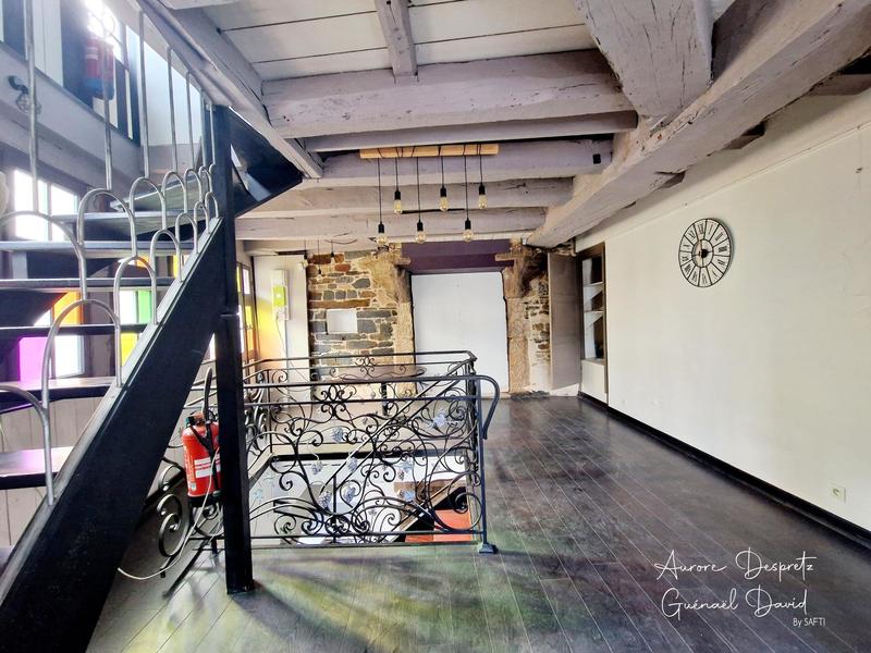 Maison - 138 m² - 4 pièces