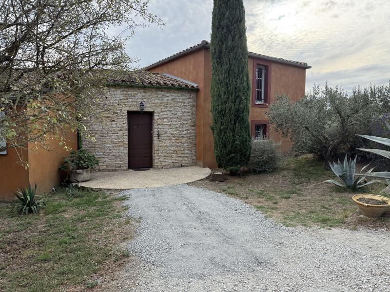 Villa - 215 m² - 5 pièces