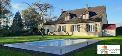 Maison - 230 m² - 7 pièces