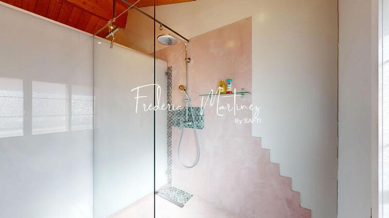 Maison - 213 m² - 5 pièces