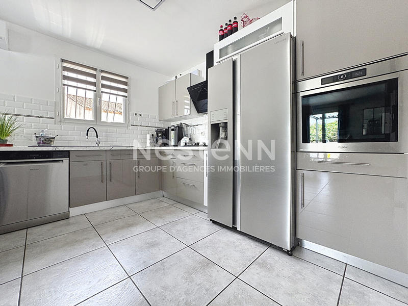 Maison - 97 m² - 4 pièces