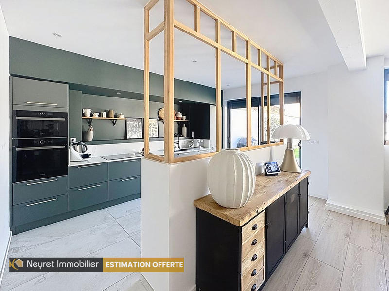 Appartement - 135 m² - 5 pièces