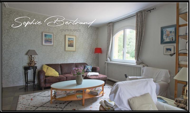 Maison - 236 m² - 9 pièces