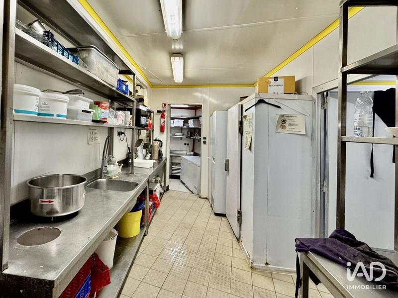 Local commercial - 180 m²