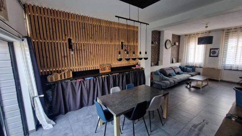 Maison de ville - 184 m² - 9 pièces