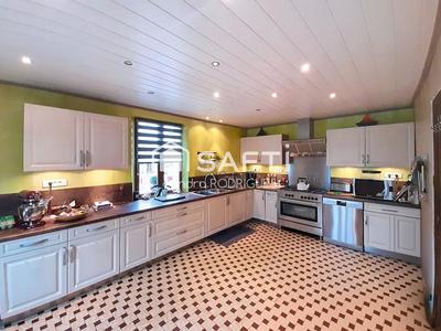 Maison - 175 m² - 7 pièces