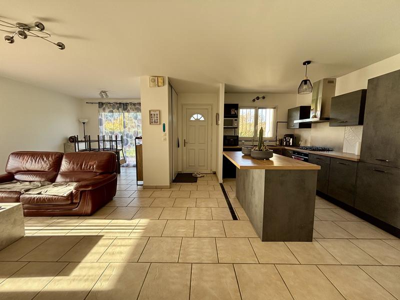 Maison - 77 m² - 4 pièces