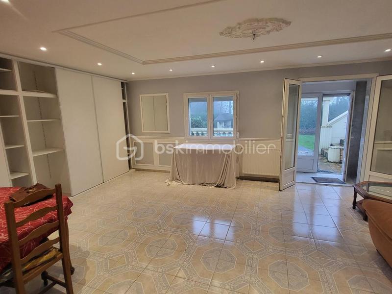 Maison - 140 m² - 5 pièces