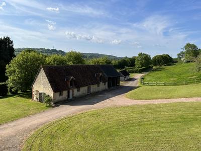 Maison - 420 m² - 11 pièces