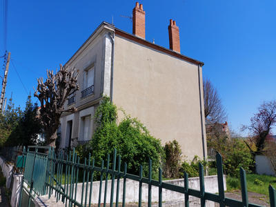 Maison - 150 m² - 5 pièces