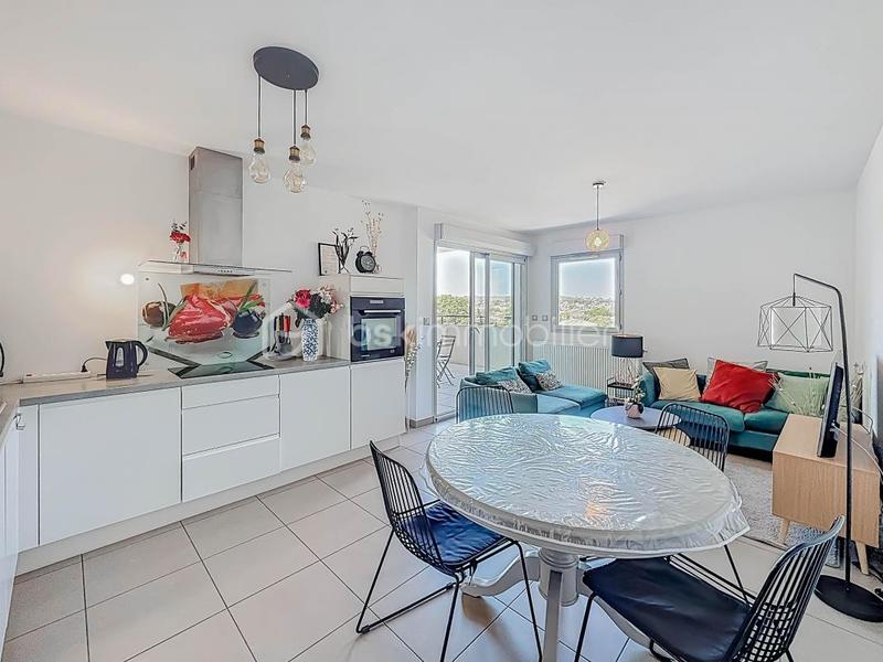 Appartement - 62 m² - 3 pièces