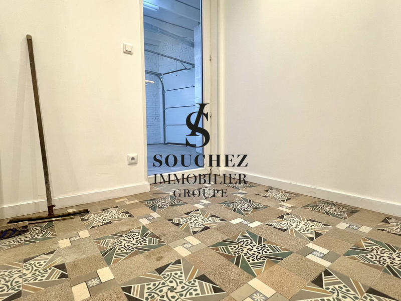 Maison - 300 m² - 6 pièces