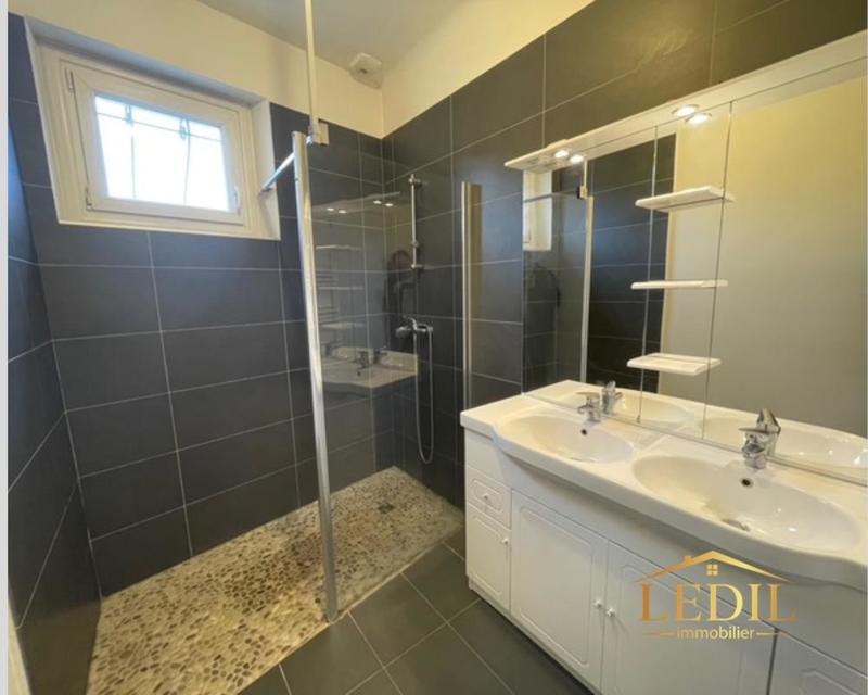 Maison de village - 122 m² - 4 pièces