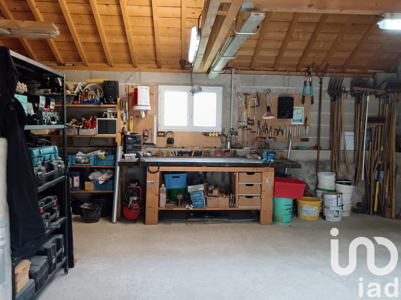 Maison - 183 m² - 9 pièces