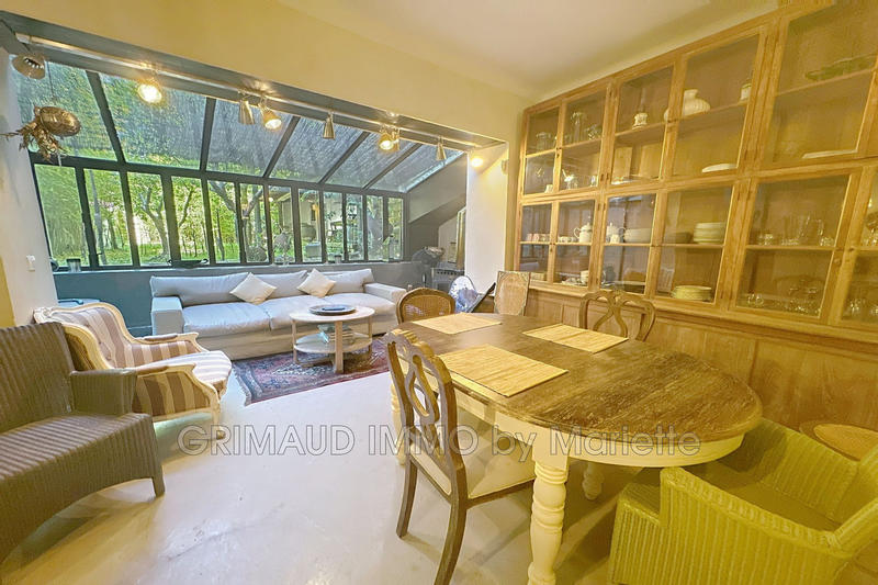 Maison de village - 300 m² - 9 pièces