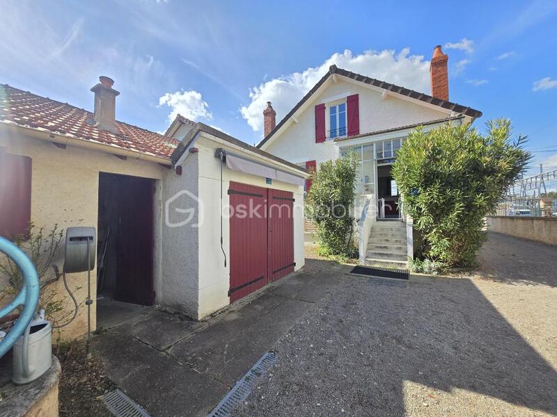 Maison de ville - 95 m² - 3 pièces