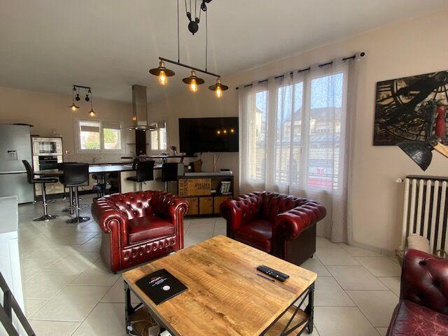 Appartement - 80 m² - 3 pièces