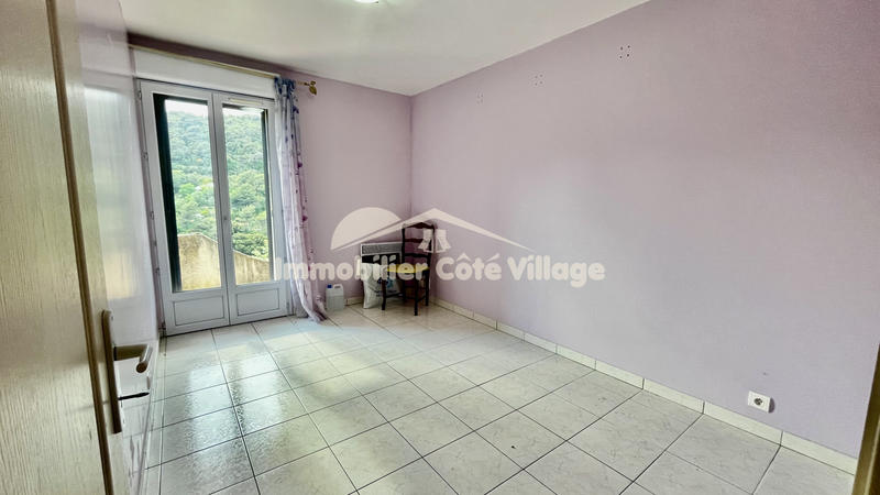 Propriété - 208 m² - 8 pièces