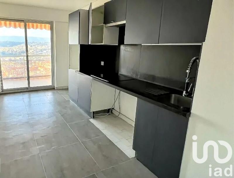 Appartement - 81 m² - 3 pièces