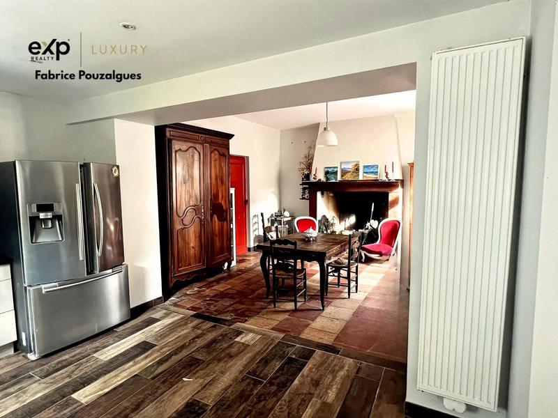 Maison - 533 m² - 20 pièces