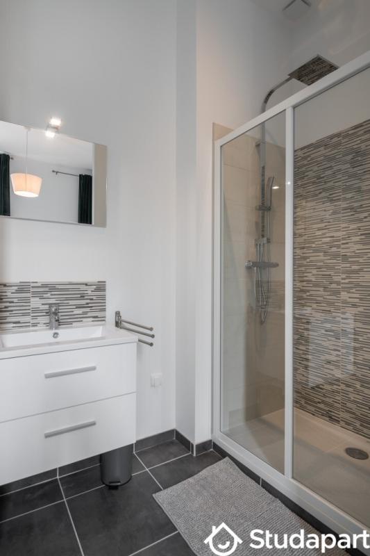 Chambre - 13 m² - 1 pièce