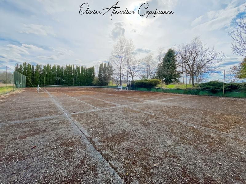 Maison - 500 m² - 16 pièces