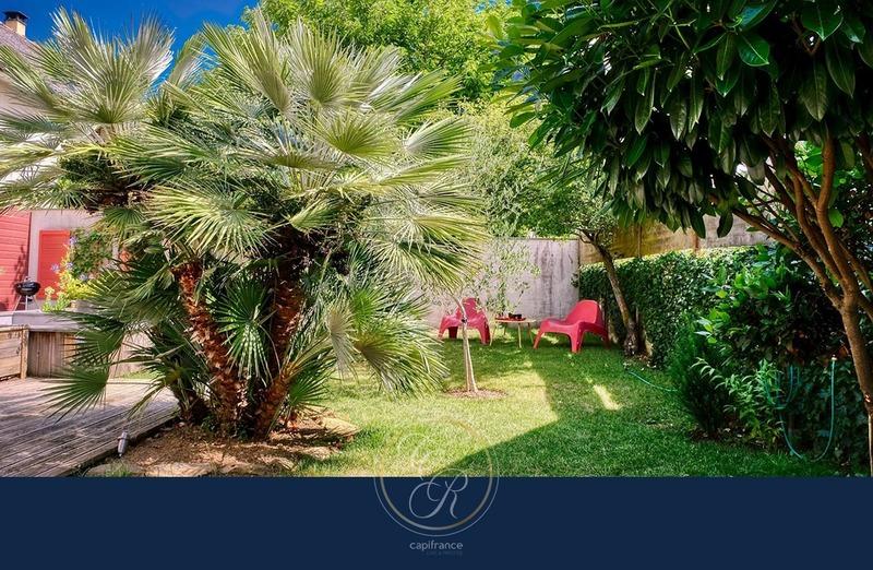 Maison - 277 m² - 8 pièces