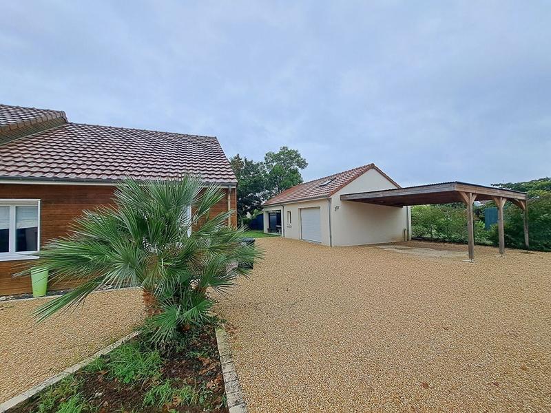 Maison - 105 m² - 5 pièces