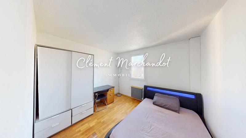 Appartement - 80 m² - 4 pièces