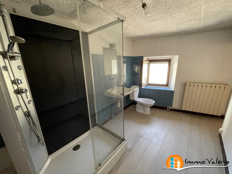 Maison - 96 m² - 5 pièces