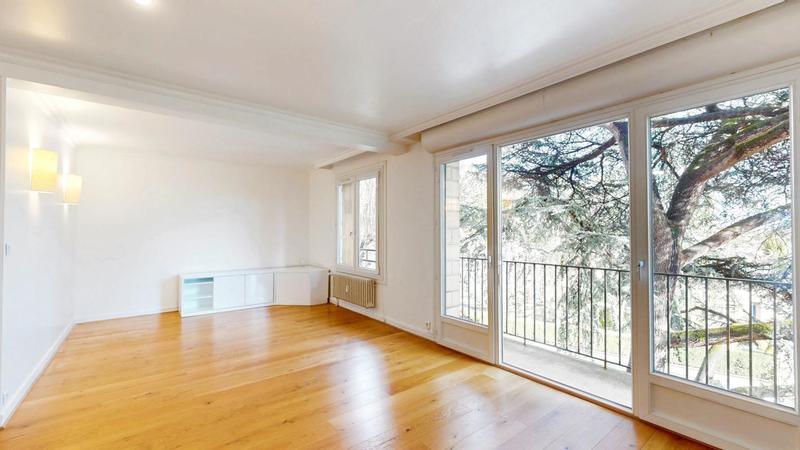 Appartement - 90 m² - 4 pièces