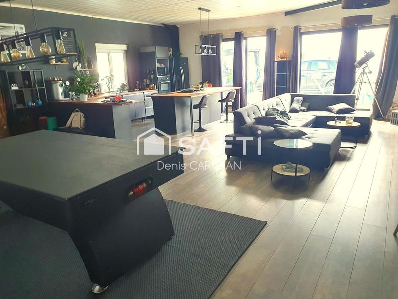 Maison - 269 m² - 7 pièces