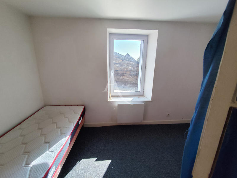 Local commercial - 86 m² - 5 pièces