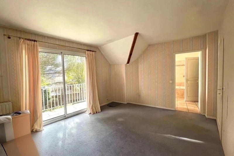 Maison - 170 m² - 5 pièces