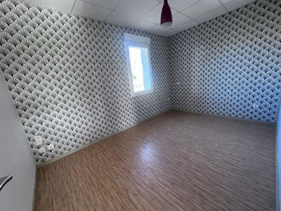 Maison - 87 m² - 4 pièces