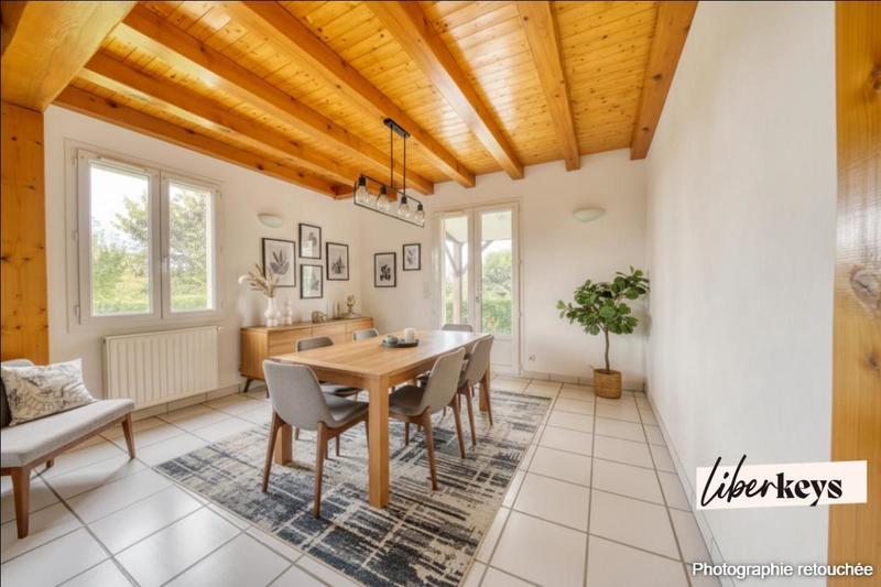 Maison - 110 m² - 4 pièces