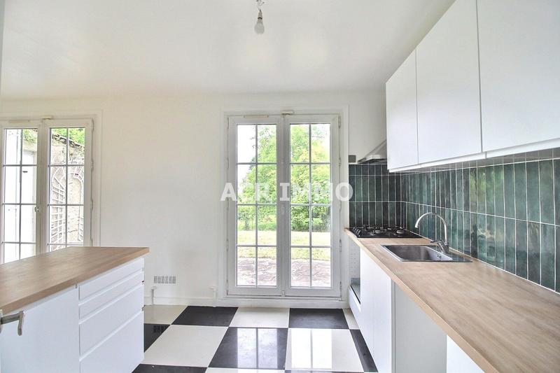 Maison - 160 m² - 7 pièces