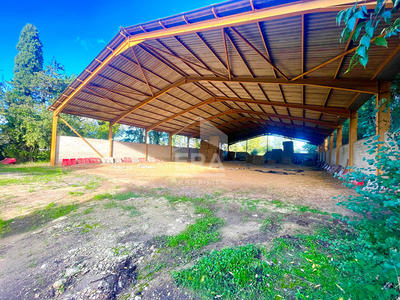 Local d'activité / Entrepôt - 880 m² - 1 pièce