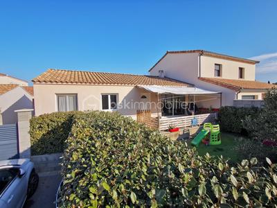 Maison traditionnelle - 94 m² - 5 pièces