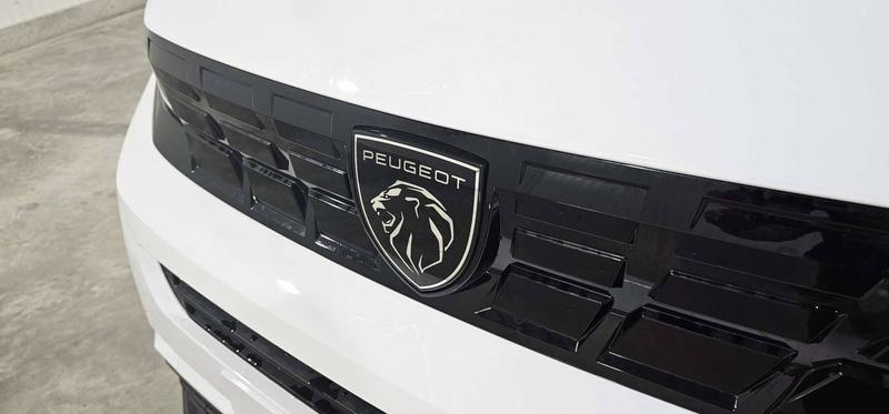 Peugeot Rifter Taille m BlueHDi 130 s&amp;S Eat8 Allure N1