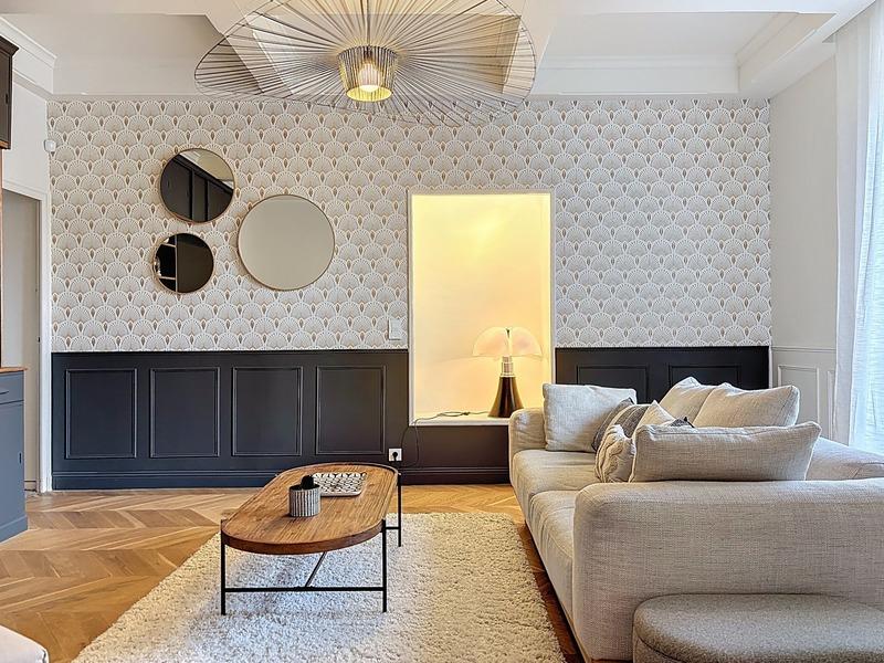 Maison bourgeoise - 300 m² - 9 pièces